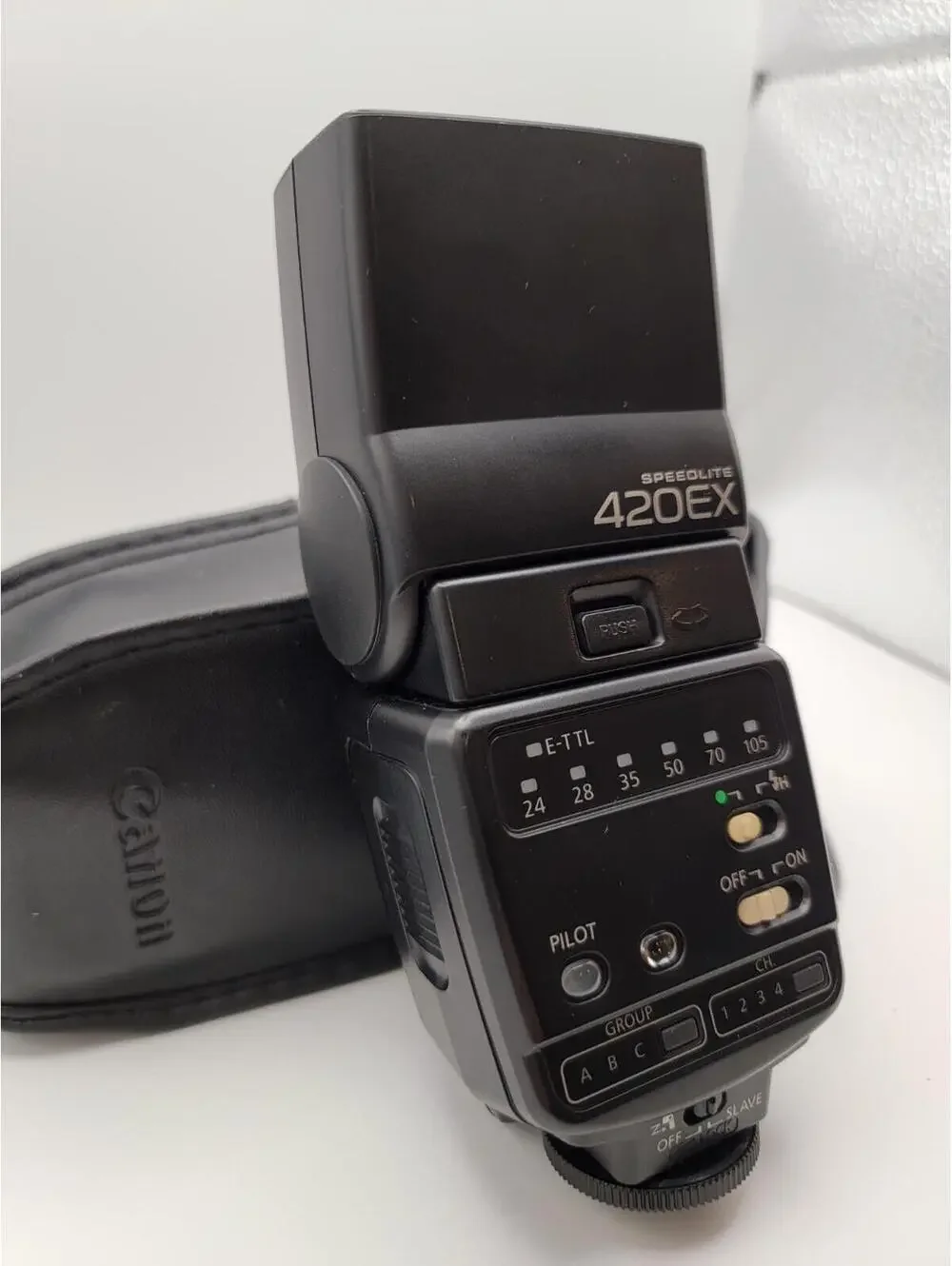 Canon Speedlite 420EX Flash for Canon EOS SLR Cameras with Case, Made in Korea